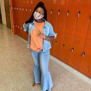 Meet your Posher, Aneisha